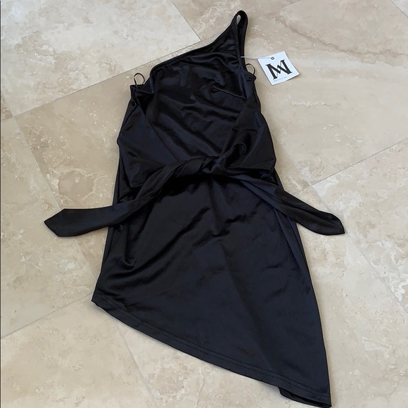 Meshki Dresses & Skirts - Meshki one shoulder black dress